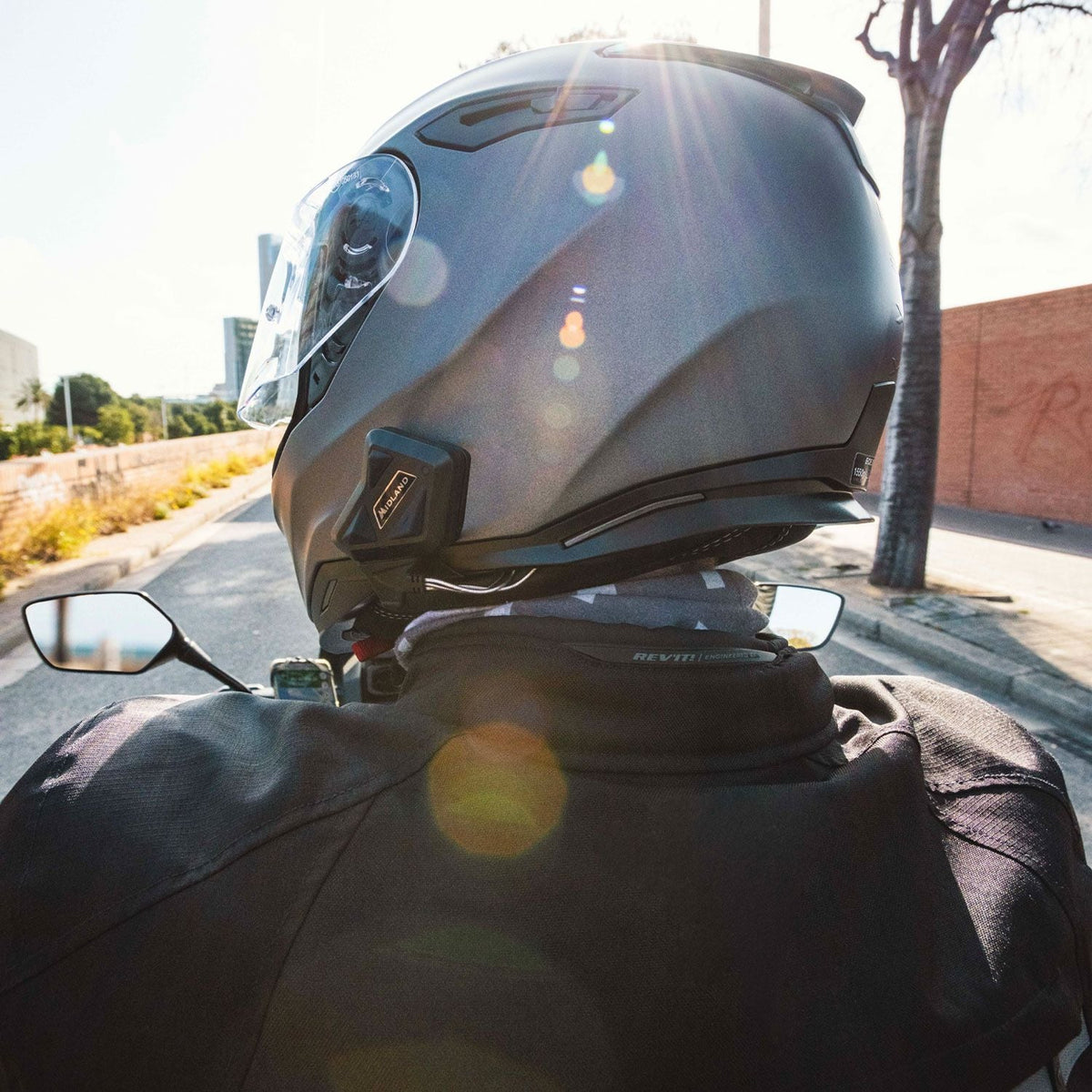 Intercomunicador para moto: cómo elegir el mejor para tu casco - CIAO ITALIA