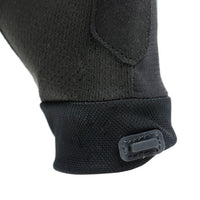 Sistema HookButton de los guantes Dainese HG Caddo Black