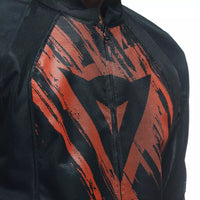 Detalle del tejido mesh ventilado de la chamarra Dainese Herosphere Tex