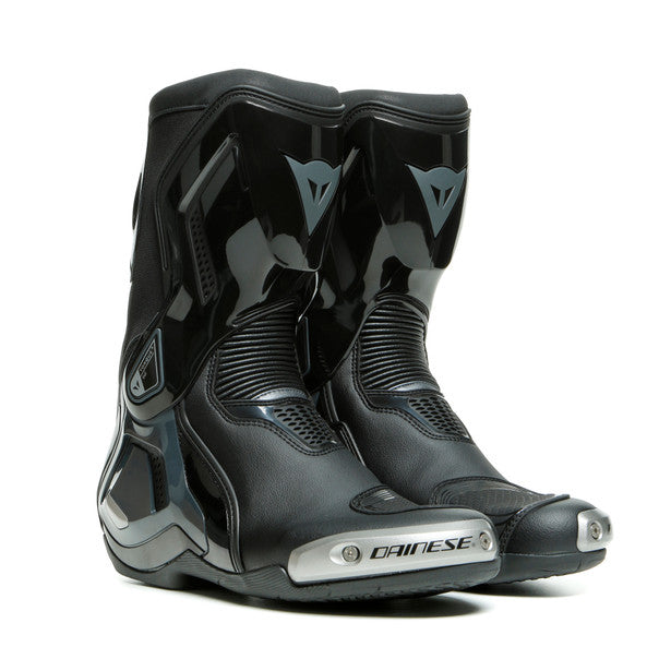 Botas para moto Dainese Torque 3 Out negro vista frontal deportiva