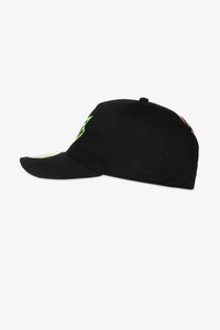 Vista lateral de la gorra Fabio Di Giannantonio Diggia Wolf negra
