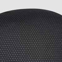 Detalle del tejido enriquecido con carbono del gorro Kedra-T Carbon Hole