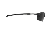 Detalle del logotipo Rudy Project en los lentes Rydon Readers