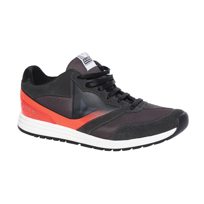 Tenis Dainese Paddock rojo para desplazamientos diarios