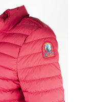 Detalle de tejido acolchado en chaqueta Parajumpers Winona rosa