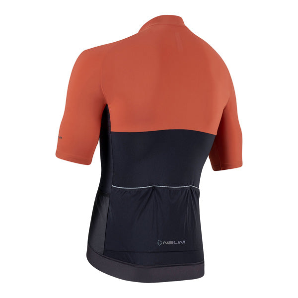 Vista trasera de jersey Nalini BAS Sun Block con cinco bolsillos