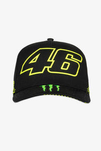 Detalle de la visera con el logotipo Monster Energy en la gorra VR46 46 Monster